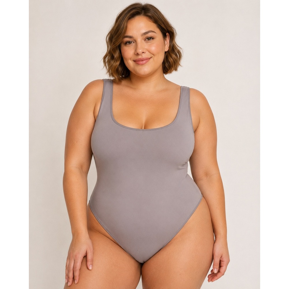 SKIMS Essential Scoop Neck Bodysuit Smoke 4X/5X